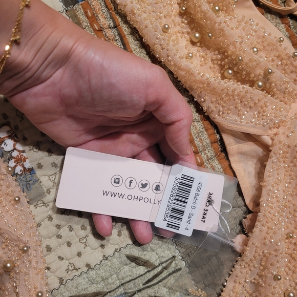 La DesiradeEmbellished Cowl Neck Crop Top in Rose or light Beige size 0 - Picture 12 of 14